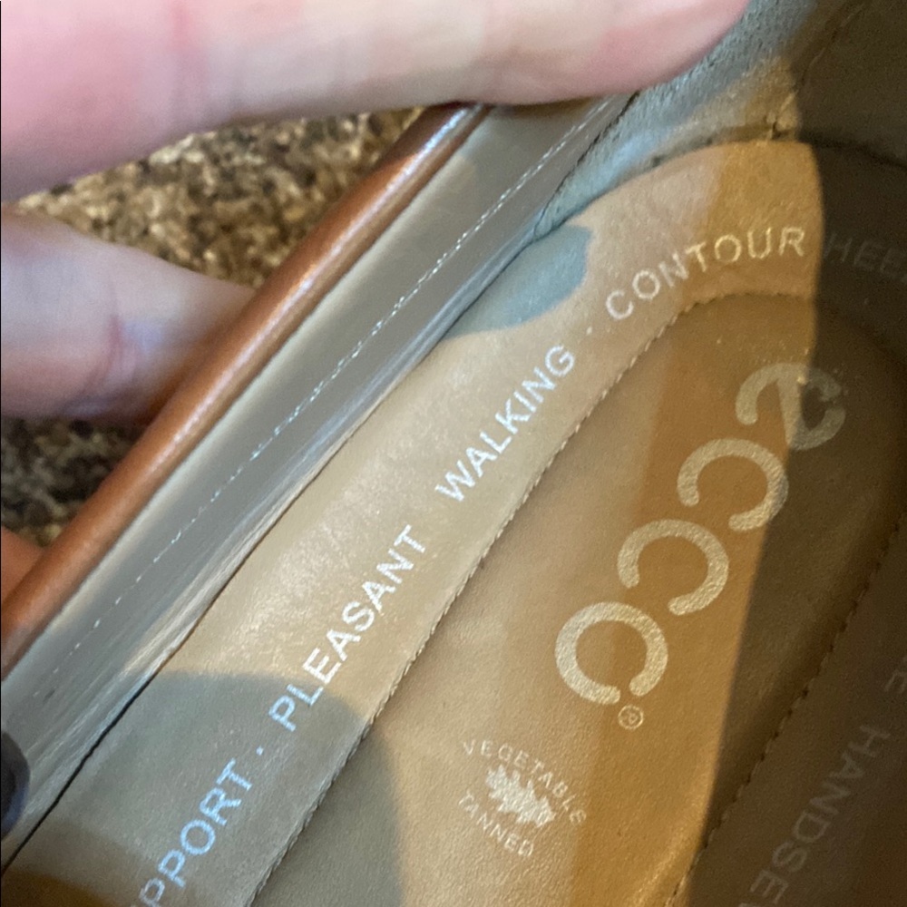 Ecco Brown Leather Slip-On Loafers Timeless Design - Picture 8 of 10